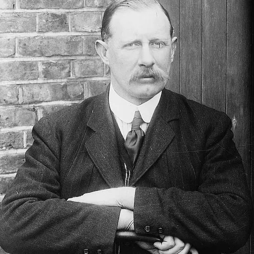 Portrait of Tom Sullivan