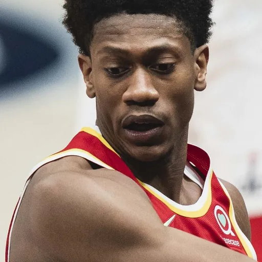 Portrait of De'Andre Hunter