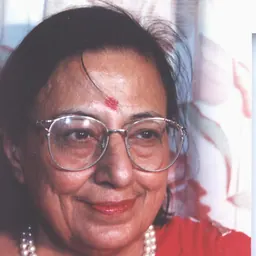 Portrait of Sundri Uttamchandani