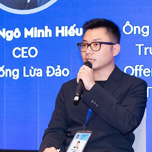 Portrait of Luat Nguyen