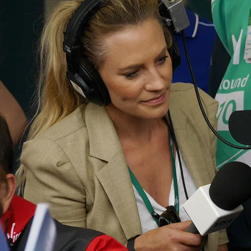 Portrait of Georgie Thompson