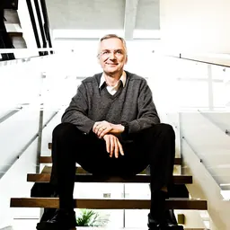 Portrait of Andy Hopper