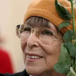 Portrait of Hana Hegerová