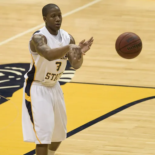 Portrait of Isaiah Canaan