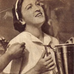 Portrait of Anita Lizana