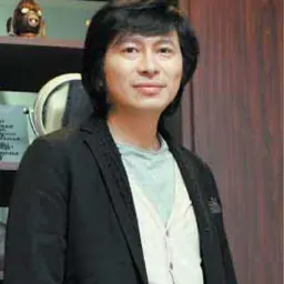 Portrait of Takayuki Suzui