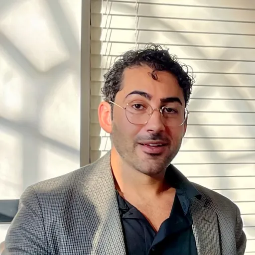 Portrait of Mohsen Mahdawi