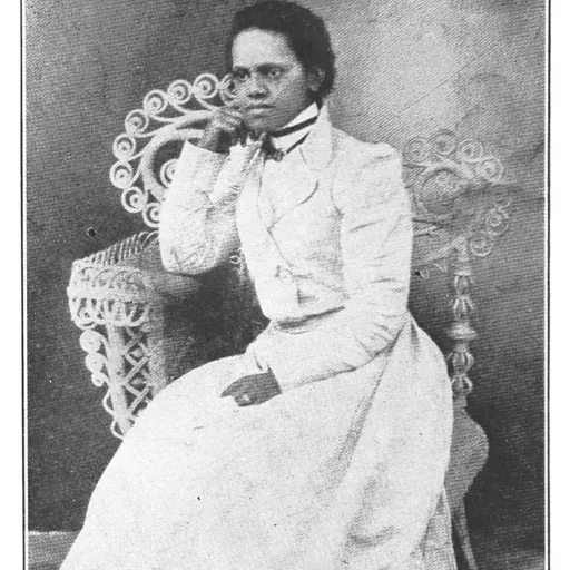 Portrait of Effie Waller Smith