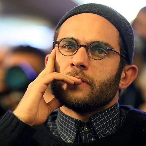 Portrait of Babak Hamidian