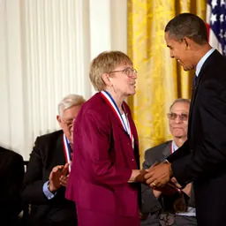 Portrait of JoAnne Stubbe