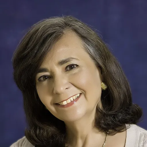 Portrait of Naomi Ragen
