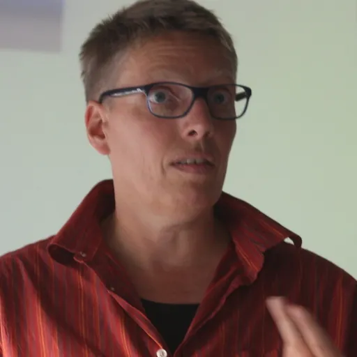 Portrait of Lann Hornscheidt