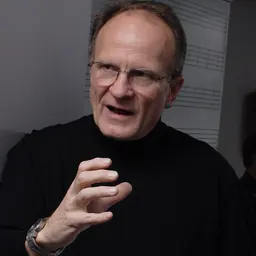 Portrait of Andy Hill