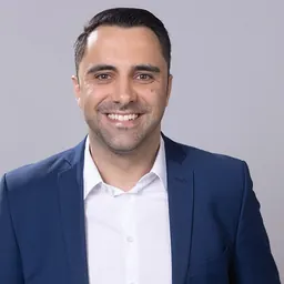Portrait of Daniel Peters