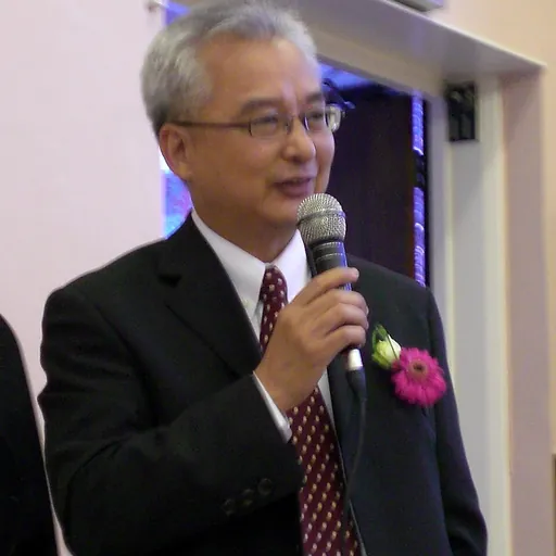 Portrait of Linden Tsai-Chueh Lin