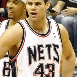 Portrait of Kris Humphries