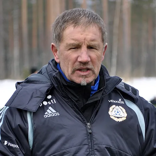 Portrait of Stuart Baxter