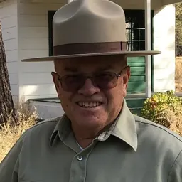 Portrait of Les Joslin