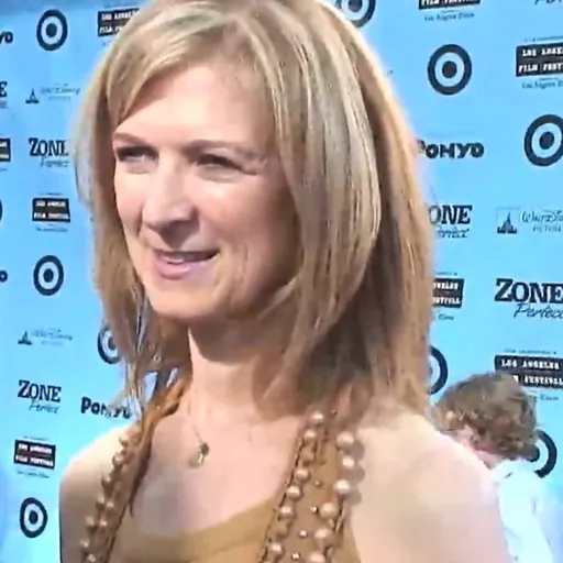 Portrait of Dawn Hudson