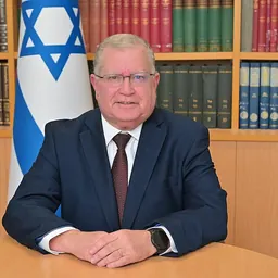 Portrait of Yoram Elron