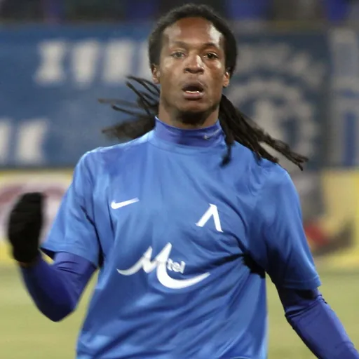 Portrait of Serginho Greene