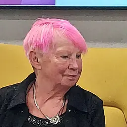 Portrait of Sue Gollifer