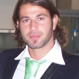 Portrait of Tom Almadon