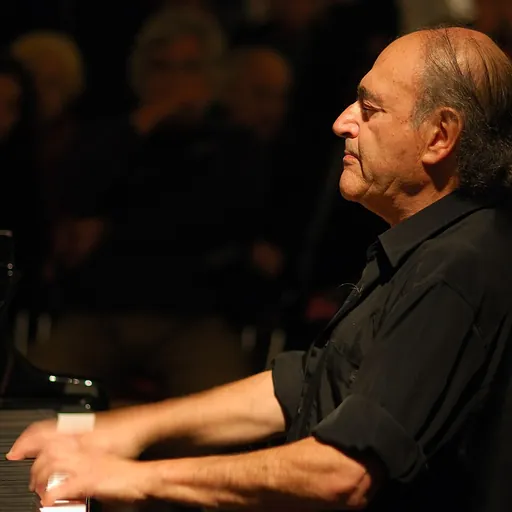 Portrait of Carles Santos