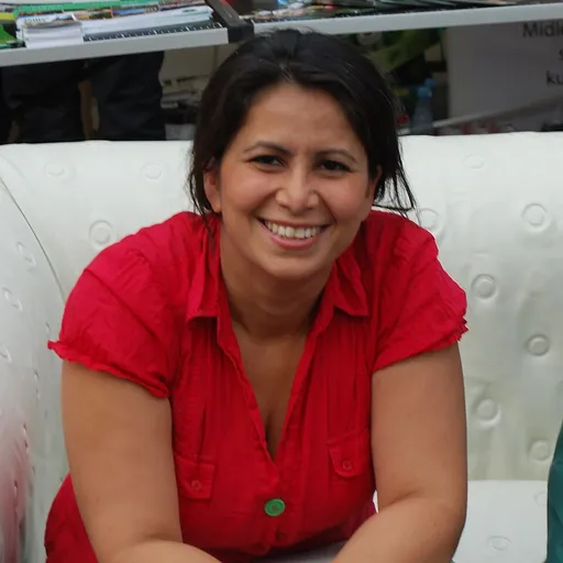 Portrait of Özlem Sara Çekiç