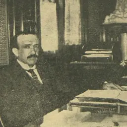 Portrait of Julian Elortza