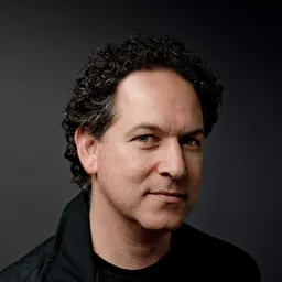 Portrait of Armen Chakmakian