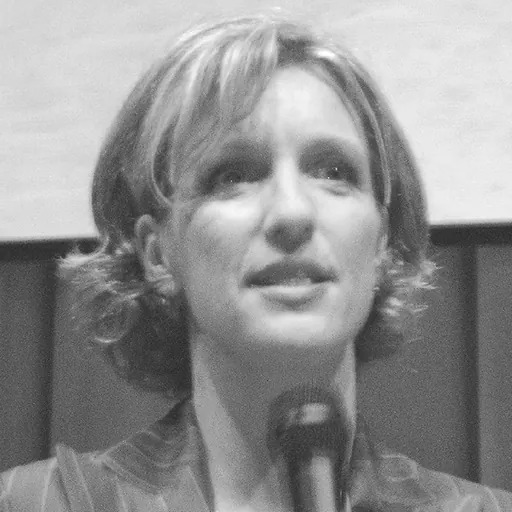 Portrait of Gabi Bauer