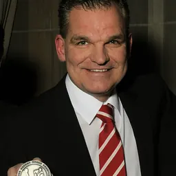 Portrait of Sean Simpson
