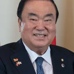 Portrait of Moon Hee-sang