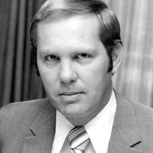 Portrait of Dennis McDonald