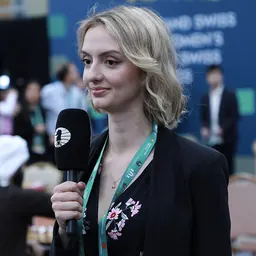 Portrait of Charlize Van Zyl