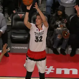 Portrait of Zach Collins