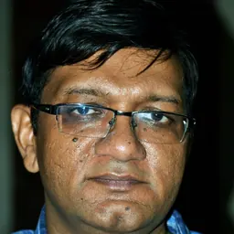 Portrait of Pradip Somasundaran