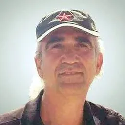 Portrait of Rizgar Akrawi