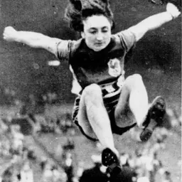 Portrait of Yvonne Curtet