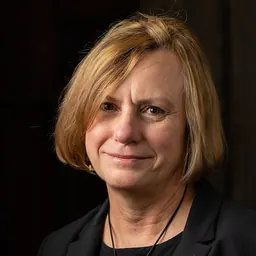 Portrait of Sharon LaFraniere