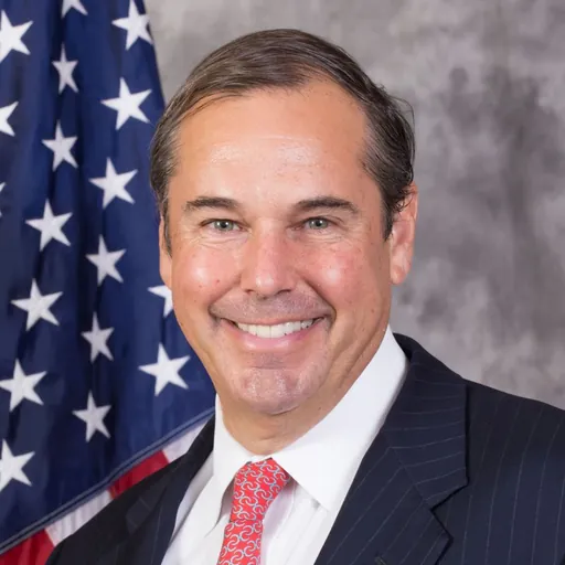 Portrait of Ray Washburne