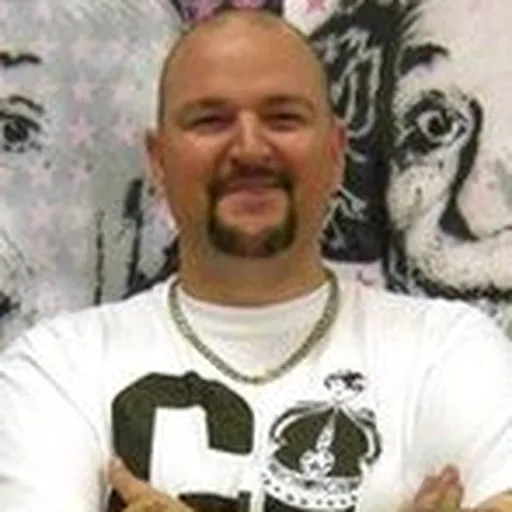 Portrait of Darren Cullen