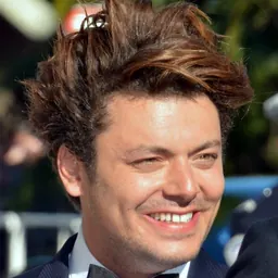 Portrait of Kev Adams