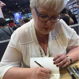 Portrait of Angela Behelle