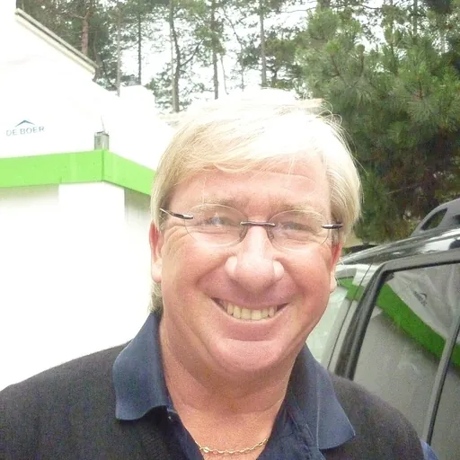 Portrait of Peter Mitchell