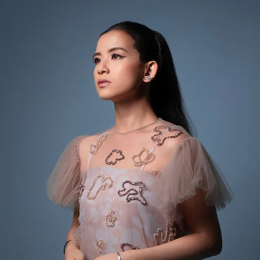 Portrait of Suki Low