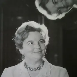 Portrait of Nadia Tagrine
