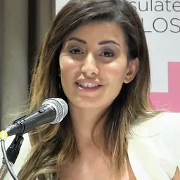 Portrait of Sarah Idan