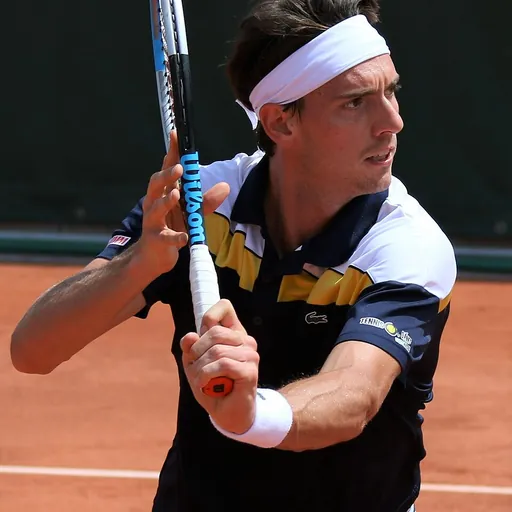 Portrait of Marc-Andrea Hüsler